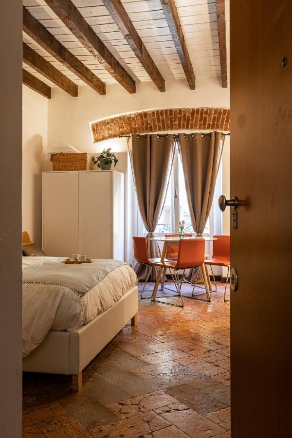 Cozy House In Naviglio Grande - Homy Apartments Милан Экстерьер фото